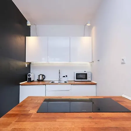 Mozartova- Quiet Getaway With A View Of The Danube Apartment Pressburg