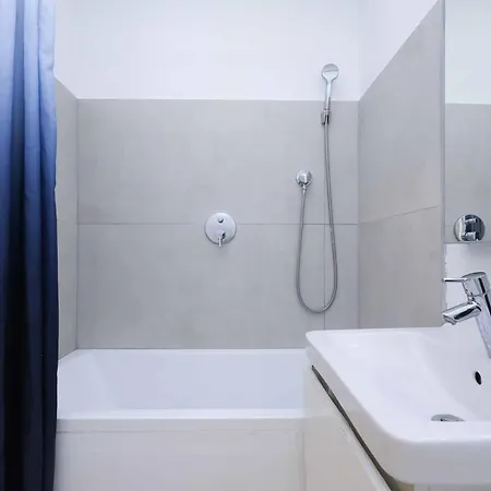 Mozartova- Quiet Getaway With A View Of The Danube Apartment Bratislava