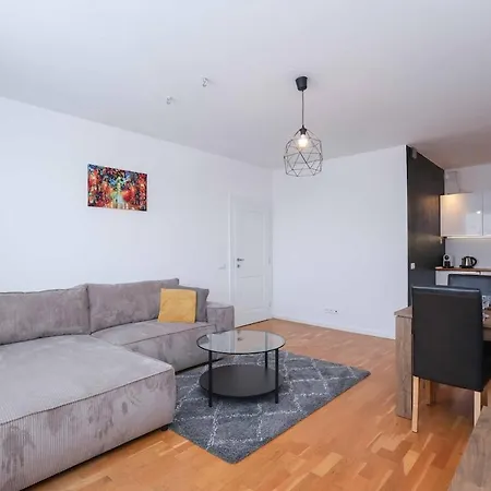 Apartment Mozartova- Quiet Getaway With A View Of The Danube Pressburg