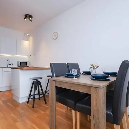 Mozartova- Quiet Getaway With A View Of The Danube * Pressburg